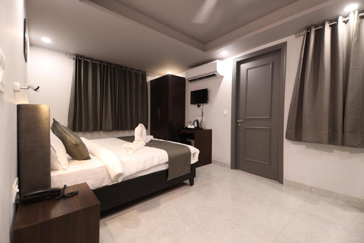 Nirpra Regency New Delhi Exterior photo