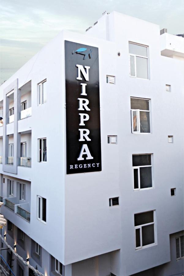 Nirpra Regency New Delhi Exterior photo