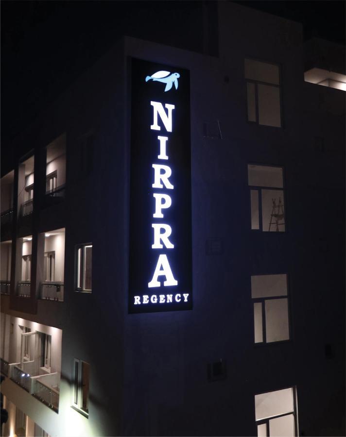Nirpra Regency New Delhi Exterior photo
